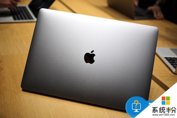 2016新款苹果MacBookPro出现花屏现象 Macbook Pro 开机花屏问题怎么解决 2016新款苹果MacBookPro出现花屏现象 Macbook Pro 开机花屏问题怎么处理