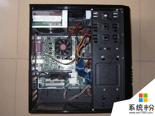 台式机电脑主机机箱该如何拆机 台式机电脑主机机箱该拆机的方法