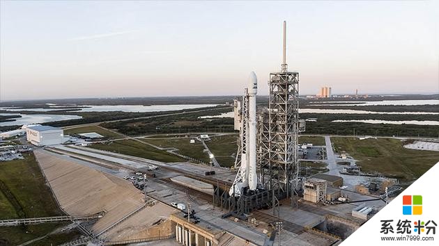 新闻早知道：SpaceX发射回收火箭，微软版三星S8将售