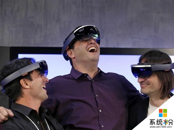 微软HoloLens诞生一周年：已有150个专属应用(4)