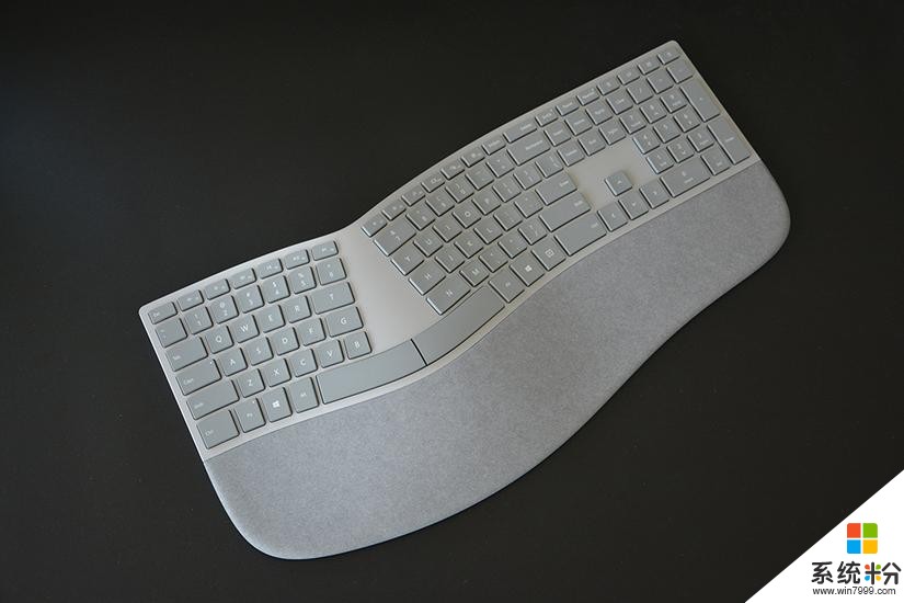 这设计很微软! 微软最新蓝牙键盘开箱(4)