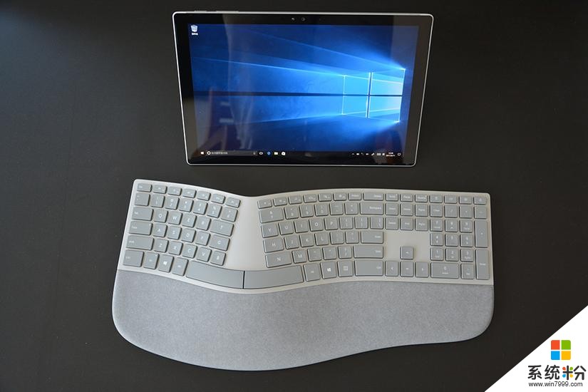 这设计很微软! 微软最新蓝牙键盘开箱(7)