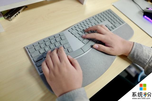 卖988元 手感爆爽 微软Surface人体工学键盘上手(9)