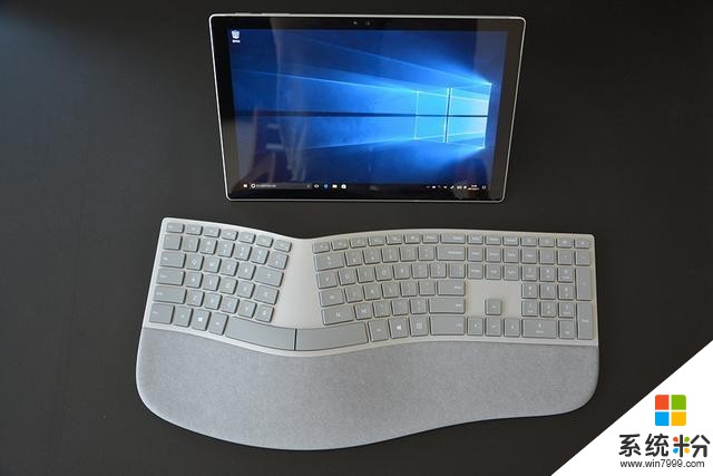 微软全新办公键盘 奢侈材料制造符合打字舒适曲线(1)