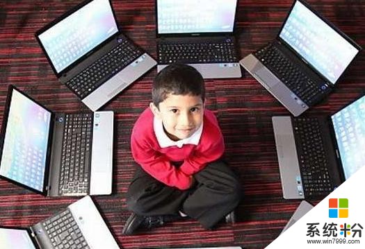 英国五岁男孩通过微软测试成为最小计算机专家，三岁开始接触电脑(2)