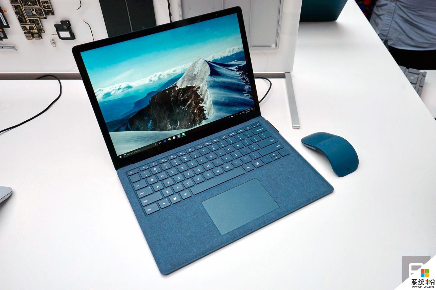 顯然, 微軟覺得 Surface Laptop 不需要什麼“花活”來吸引眼球