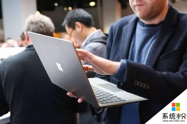 吊打MacBook！微软发布了颜值爆表的超薄笔记本(13)