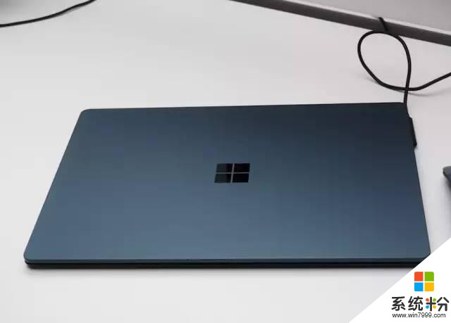 微软发布新产品，瞄准教育市场，硬钢Chromebook(4)