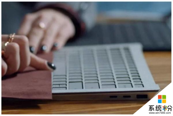 微软Surface Laptop差点就用上USB-C接口