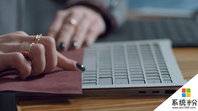 微软高管解释：为何Surface Laptop没有配USB-C端口(1)