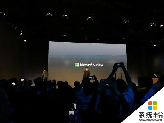 全新Surface Pro卖5888元 微软在中国都发了啥 2017-05-23 23: 04: 39 来源: 网易数码(7)