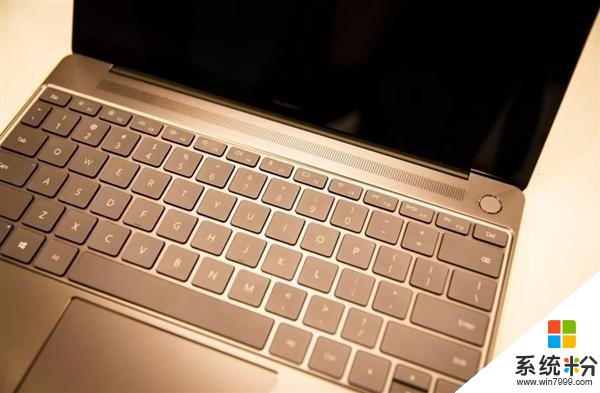 华为MateBook X真机图赏: 最轻薄的旗舰Win10笔记本(9)