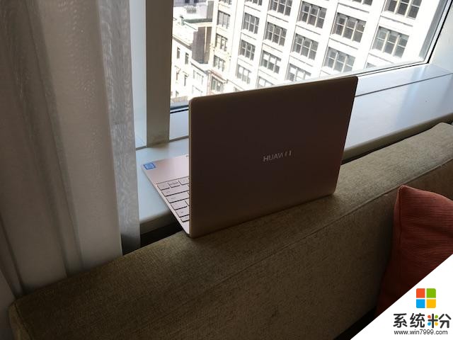 颜值完爆苹果微软: 华为MateBook X可能是最美的笔记本(13)