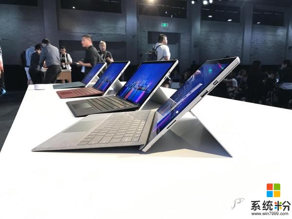 微软发布新Surface Pro，性能超iPad Pro(3)