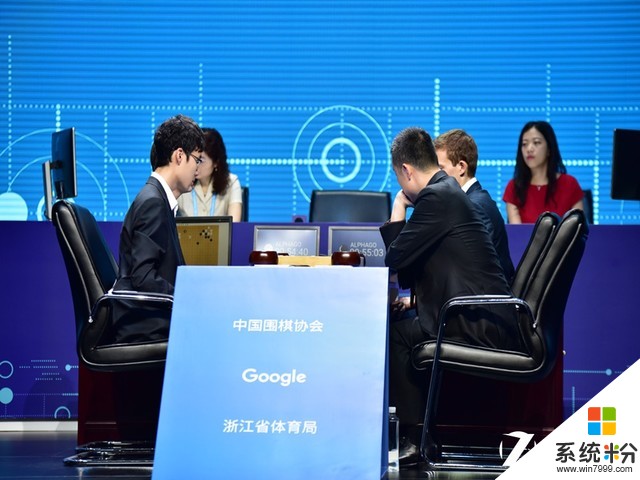 人机大战第三弹配对赛：AlphaGo自己打败自己(5)