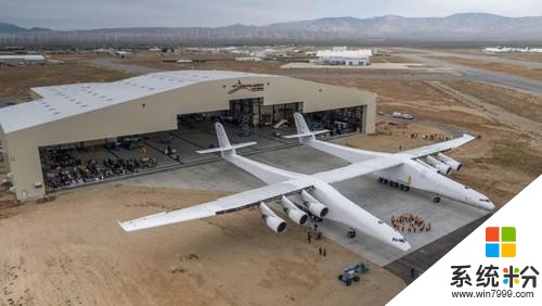 微软联合创始人造世界上最大的飞机！命名为巨鸟！(1)