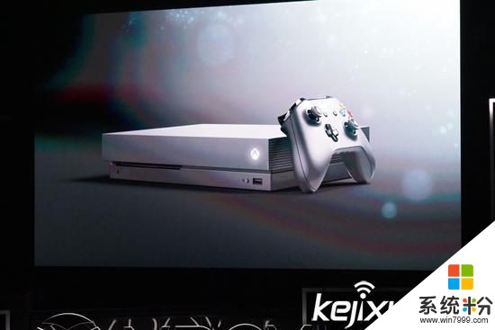 微軟新遊戲主機XboxOneX11月發售 全麵升級(1)