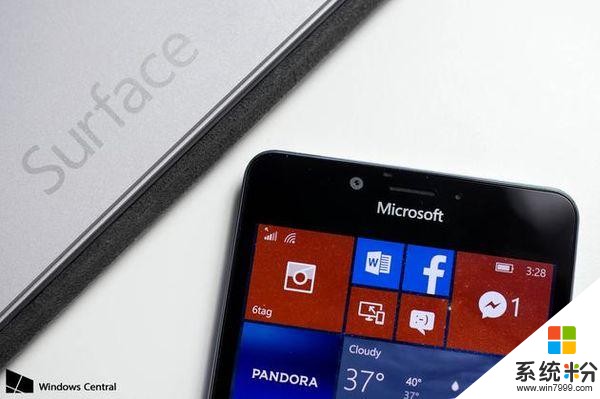 Surface Phone曝光：可折叠屏幕，手机变10寸平板，或将成生产力工具(6)
