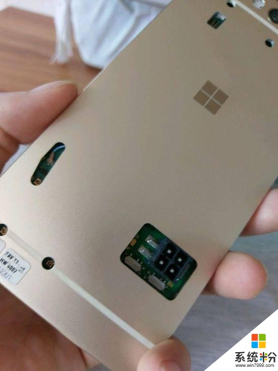 叫价 9999 元，疑似微软 Lumia 960 工程机曝光(8)