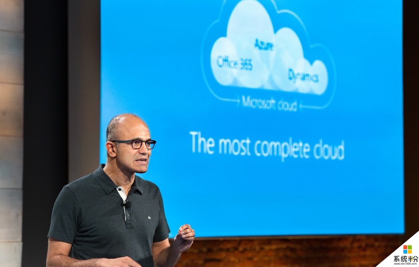 软件电脑搁一边, 微软重组销售团队专注推广云服务(1)