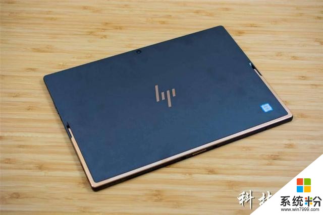 惠普新款Spectre x2相比Surface Pro性價比高太多，附送鍵盤和手寫筆(10)