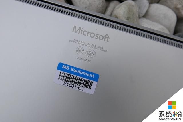 微软官方笔记本“示例”：评测Surface Laptop(2)
