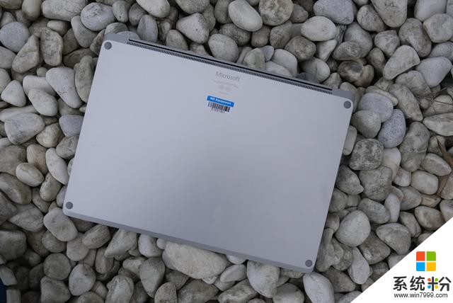 微軟官方筆記本“示例”：評測Surface Laptop(5)