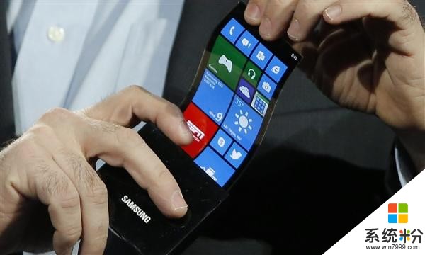 微软将拿出Surface黑科技，原来手机也是可以折叠的！(2)