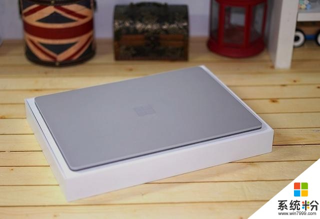 C麵手感極佳，微軟Surface Laptop銀色版本高清圖賞(2)