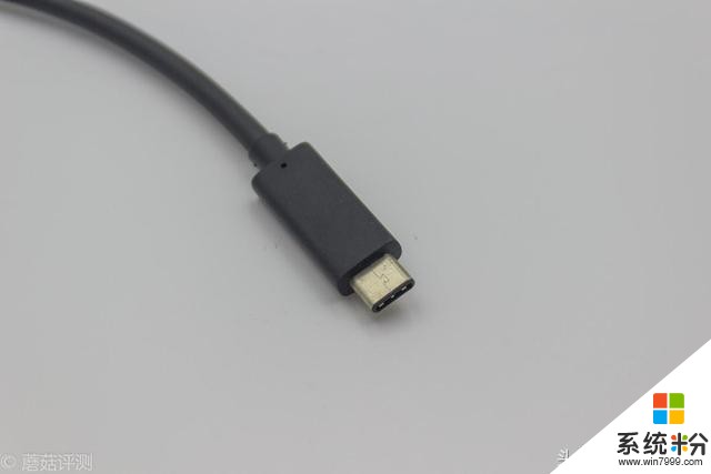 黑、粗却不硬——微软USB3.1 Gen2 Type-C线 开箱评测(6)