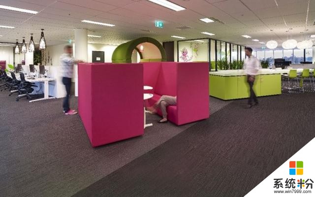 这里哪是上班的地方，分明是超级舒适咖啡厅—微软办公室内部装饰(6)