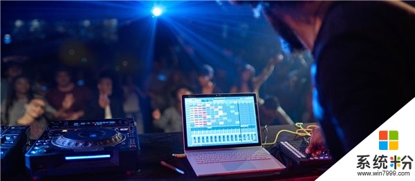 微软Surface Book/Kinect“大耍花招”: DJ音乐演出视觉惊艳(8)