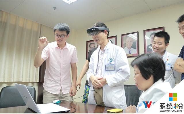 西安电子科大学生用HoloLens研发慢性心脏病医疗辅助平台(3)