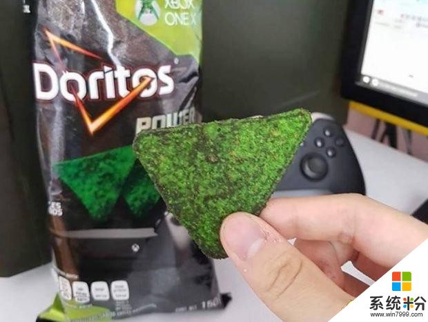 这款薯片竟然变成了绿色 原来是因为Xbox One X(2)