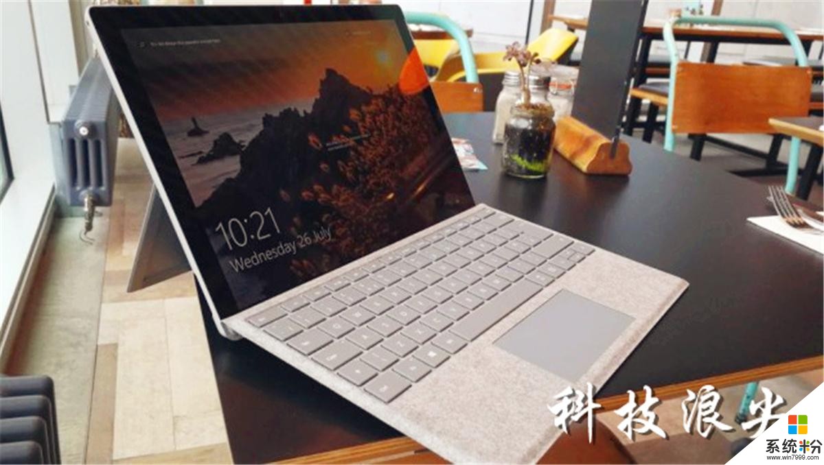 新Surface Pro平板是微軟最好的筆記本, 續航13.5個小時, 足以與蘋果MacBook抗衡