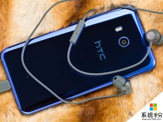 传HTC与谷歌洽谈手机业务出售：HTC不予置评