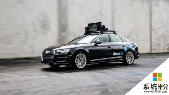 極客日報：Uber對手Lyft測試無人駕駛出租車 下周五後微博全麵實名製