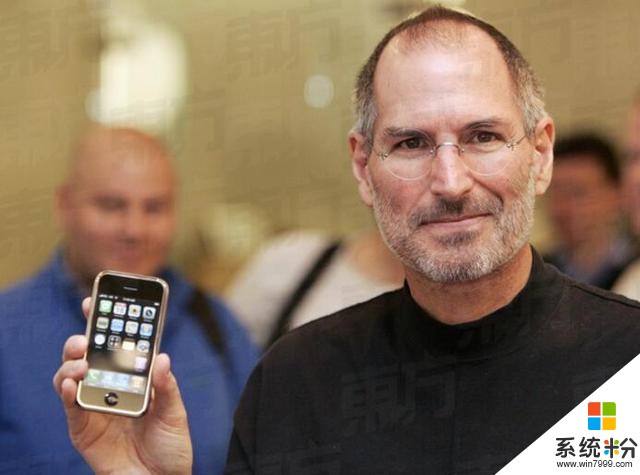 乔布斯当初要研发iPhone, 是因为不爽一名微软的员工太得瑟(1)