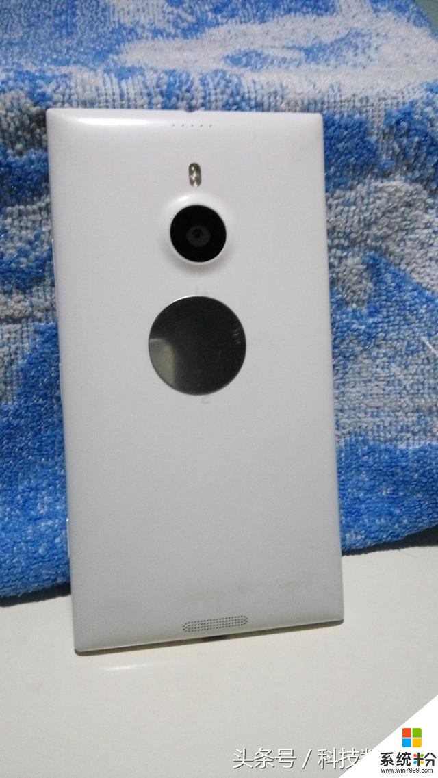 闲鱼上淘了个国行LUMIA 1520纯粹是为了情怀(2)