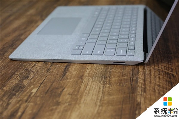微软Surface Laptop开箱图赏: 13寸最强轻薄本(14)