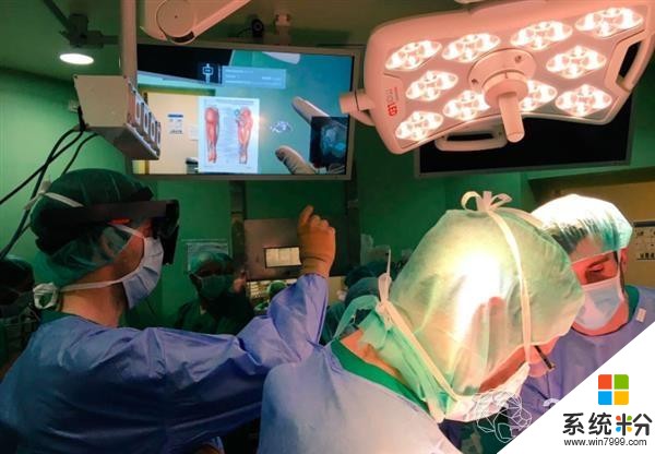 Microsoft HoloLens混合现实耳机助西班牙医生将手术时间缩短一半(1)