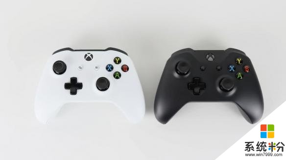 微软XboxOneX主机完整开箱 与索尼PS4 Pro外观尺寸对比(6)