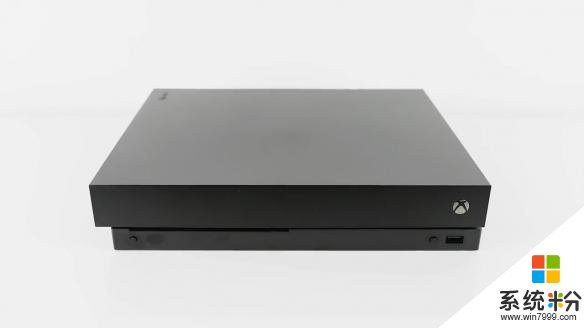 微软XboxOneX主机完整开箱 与索尼PS4 Pro外观尺寸对比(7)