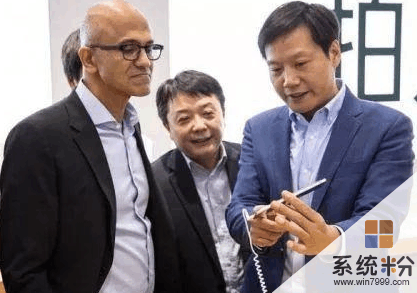 国内手机厂商学习之风传至国外, 微软CEO参观小米之家获雷军赠MIX2(1)
