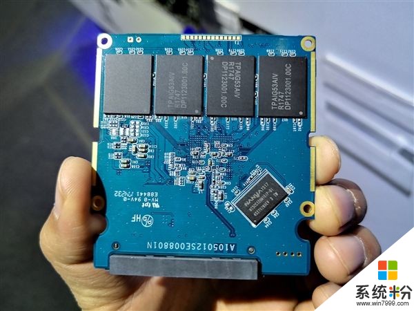 影驰首秀超级SSD：全新主控＋8TB容量！(7)