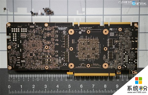 NVIDIA Titan V显卡拆解：211亿晶体管堆出巨型怪物(7)