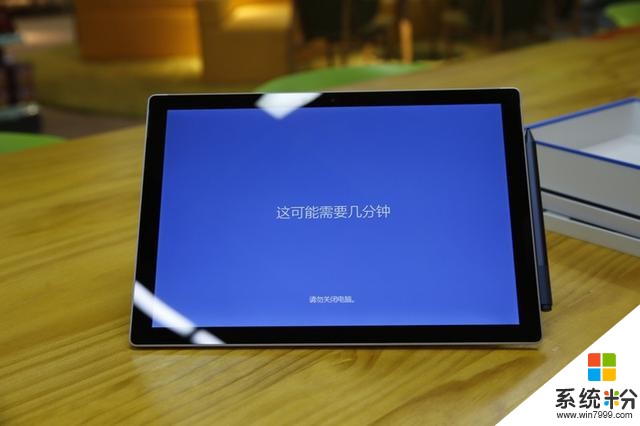 选iPad+Mac还是二合一？新Surface Pro评测(2)