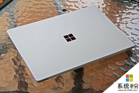谁是赢家 惠普Spectre 13对比微软Surface Laptop(2)
