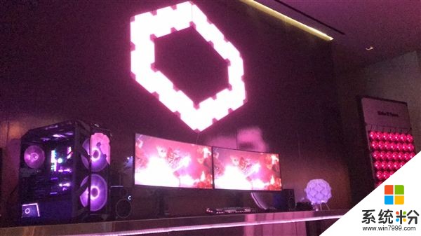 酷冷至尊MasterPlus+打造燈光秀：PC畫麵同步房間色彩(4)