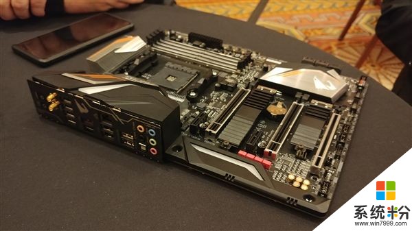 AMD X470主板首秀：良心接口不變 Ryzen CPU/APU全兼容(6)